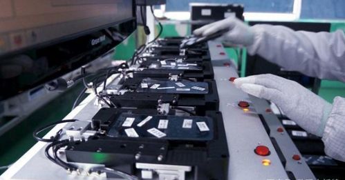 市值突破1750億，半年凈賺17億 揭秘中國數(shù)據(jù)科技巨頭的“貼牌手機(jī)”增長密碼與全球第一之路